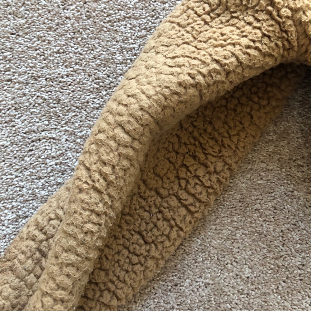 Express Teddy Jacket - Picture 12 of 13